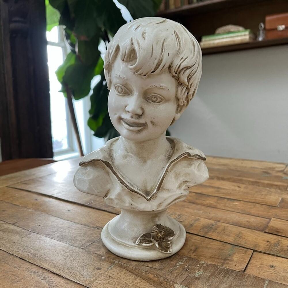 1962 Universal Statuary Corp Chicago Boy Bust Figurine 9.5" Tall